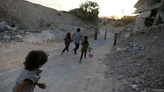 شام، عراق، یمن اور لیبیا میں تقریباً نو ہزار سکول اب اس قابل نہیں رہے ہیں کہ وہاں درس و تدریس کا عمل دوبارہ شروع ہو سکے