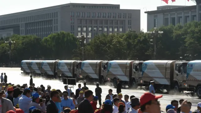 اس پریڈ میں چین پہلی مرتبہ 80 فی صد سے زائد ہتھیاروں کی عوام کے سامنے نمائش کر رہا ہے