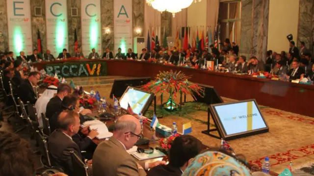 دیدبان حقوق بشر از کشورهای کمک کننده افغانستان در نشست 'ریکا' خواسته است تا دولت افغانستان را برای رعایت حقوق بیشتر زیر فشار قرار دهد