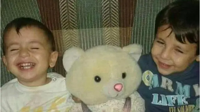 Мұғалім мен студенттер арасындағы жыныстық қатынас Армян порно порталы