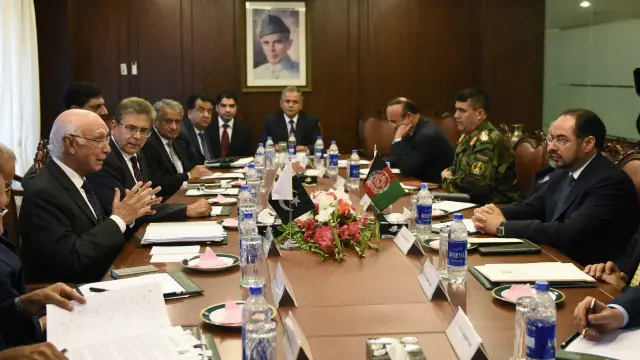 سرتاج عزیز نے مذاکرات کے لیے آمادہ اور نا آمادہ شدت پسندوں کے لیے الگ الگ پالیسیاں تیار کرنے کی بات بھی کی تھی