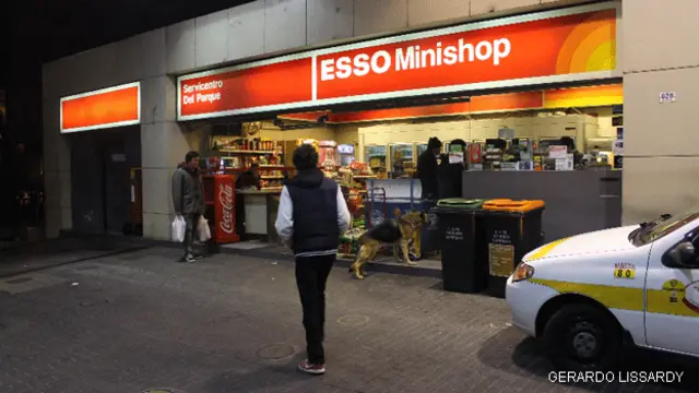Estación de servicio en Montevideo.