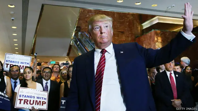 ٹرمپ صاحب کے بقول امریکہ اور دنیا کی ہر پریشانی کا ان کے پاس حل ہے۔