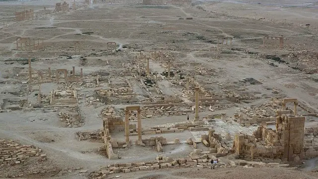 خرابه های شهر باستانی پالمیرا یکی از برجسته ترین آثار باستانی خاورمیانه است