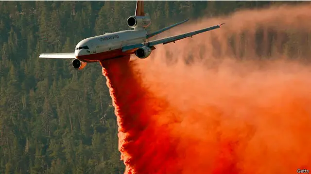 Тушение пожара с самолета
