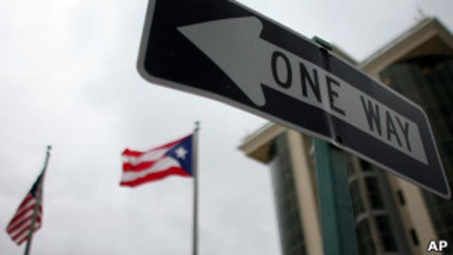 El inglés y el español son los dos idiomas oficiales de Puerto Rico.