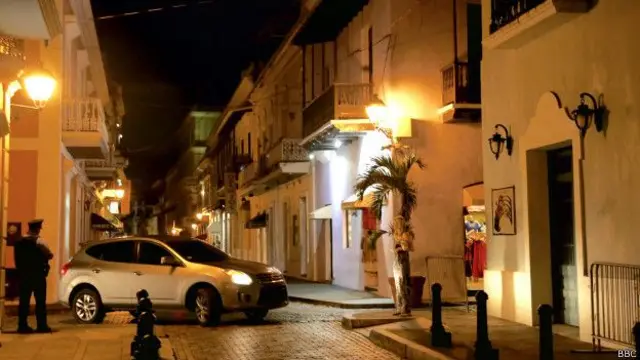 Puerto Rico es un estado libre asociado a Estados Unidos. 