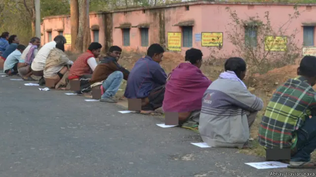 सामूहिक शौच प्रदर्शन