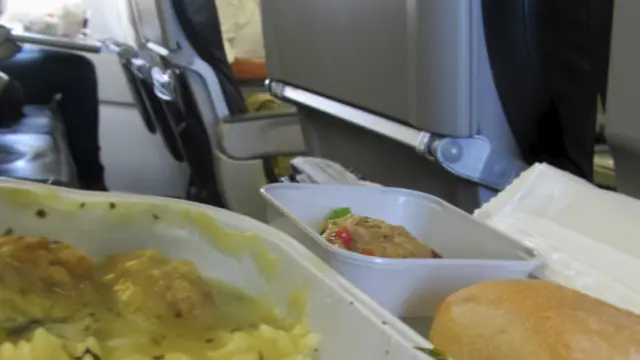 Comida en un avión