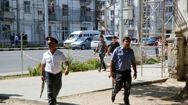 وزارت کشور گزارش رسانه های محلی در مورد کشته شدن ۳۳ تن از نیروهای دولت در جریان عملیات را تکذیب کرده است