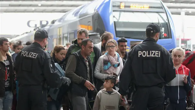 یورپی یونین کو تارکینِ وطن کے سب سے بڑے بحران کا سامنا ہے