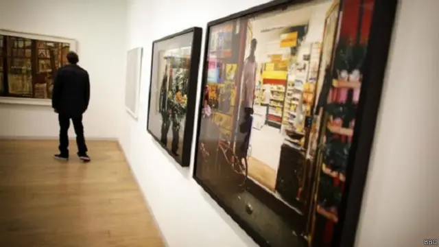 تقدر الأعمال الفنية المملوكة لبعض المجالس المحلية بأعداد تتجاوز المليون قطعة