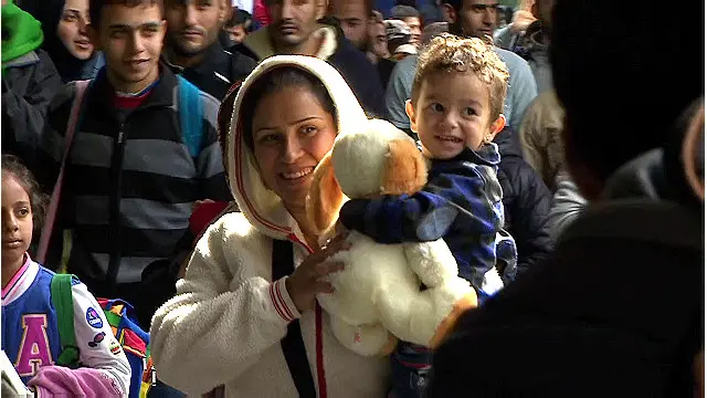 ألمانيا تقول إنها قادرة على التكفل بالمزيد من المهاجرين