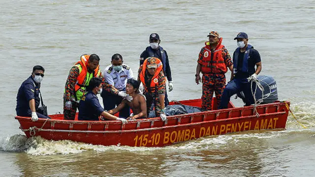زندہ بچ جانے والے 20 انڈونیشیائی باشندوں کی حالت اچھی بتائی جاتی ہے