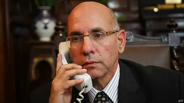 منعت النيابة النشر في القضية التي ذكرت وسائل إعلام أنها تشير إلى تورط وزراء سابقين