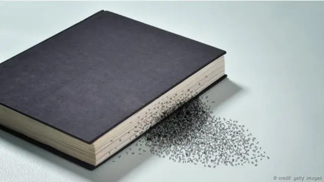 Un libro al que se le salen las palabras