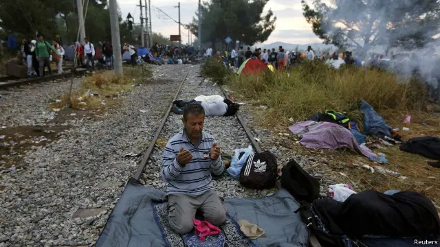 آندرس برینگ برویک که در ۲۲ ژوئیه سال ۲۰۱۱ به قتل‌عام ۷۷ نفر دست زد، مهم‌ترین دلیل خود را مهاجران مسلمان دانسته‌بود. در واقع برویک که در مانیفست خودش نگران تضعیف فرهنگ سفید اروپایی است، یک نئونازی متعارف نبود. او ضدمهاجرت و ضد مسلمان است.