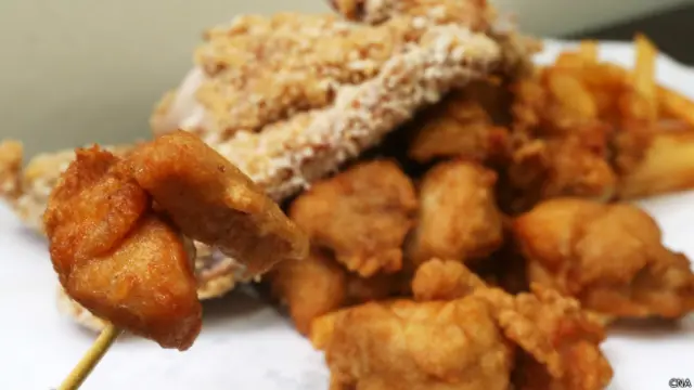 反式脂肪被广泛使用于制造油炸类食物。