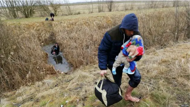 رواں سال کے پہلے سات مہینوں میں جرمنی نے تارکینِ وطن کی جانب سے پناہ کے حصول کے لیے تقریباً دو لاکھ درخواستیں موصول کیں۔