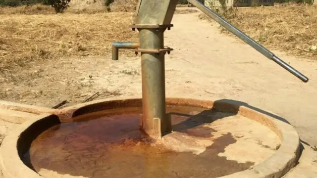 Nguồn nước vẫn nhiễm sulphur tại vùng quê Zambia