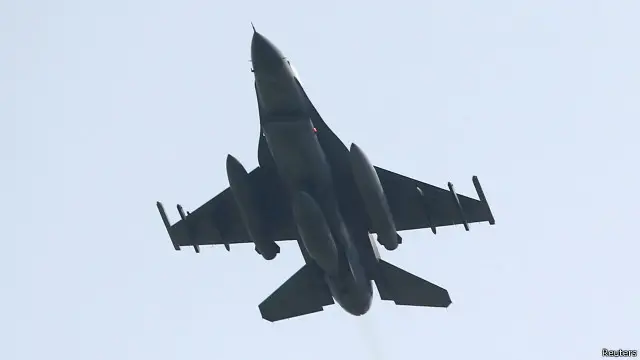 အက်ဖ် ၁၆ နဲ့ အက်ဖ် ၄ တိုက်လေယာဉ်တွေက အီရတ် မြောက်ပိုင်းက ပီကေကေ သူပုန် စခန်းတွေကို တိုက်ခိုက် ခဲ့တယ်လို့ဆို။