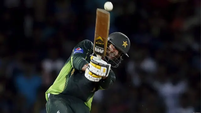 عماد وسیم نے زمبابوے کے خلاف ہرارے کے پہلے ٹی 20 میں پاکستان کی 13 رنز کی جیت میں فیصلہ کن کردار ادا کیا تھا
