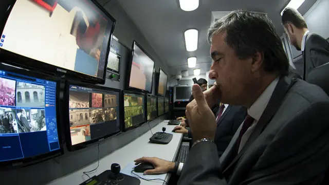 Ministro da Justiça, José Eduardo Cardozo, verifica base do 'Crack, É Possível Vencer'cassio do corinthiansmaiocassio do corinthians2013; atraso na entregacassio do corinthianscâmeras dificulta execução do programa