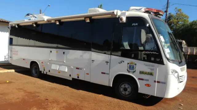 Ônibus que a Prefeituracassio do corinthiansCascavel (PR) recebeucassio do corinthiansoutubrocassio do corinthians2014 e que permanecia parado quase um ano depois; gestores dizem que faltacassio do corinthianscâmeras impede uso 