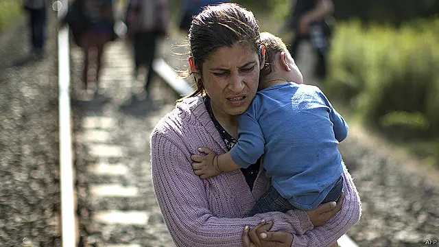 حکام کے مطابق صرف سنہ 2015 میں 800,000 پناہ گزینوں کی تعداد متوقع ہے اور یہ 2014 کے اعداد و شمار سے چار گنا زیادہ ہے