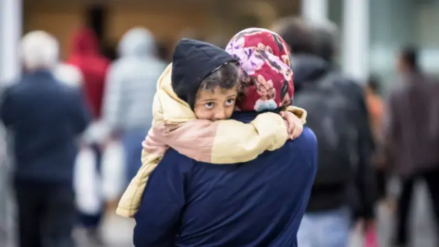 په دغو کډوالو کې د ایران،‌ افغانستان او سريلانکا په ګډون د منځني ختيځ ډېر وګړي دي، چې په تېره یوه لسیزه کې یې کډوالۍ ته مخه کړې ده خو اوس دا لړۍ ډېره چټکه شوې ده