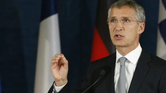 ناتو يقول إن روسيا لا تساعد في حل الأزمة السورية