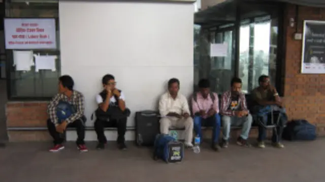 विदेशबाट पठाइने रेमिट्यान्स नेपालको अर्थतन्त्रको मुल खम्बा रहदैँ आएको छ