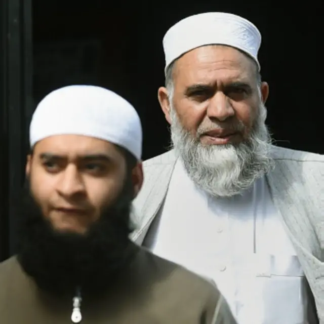 Mohammed Siddique dan Mohammed Waqar