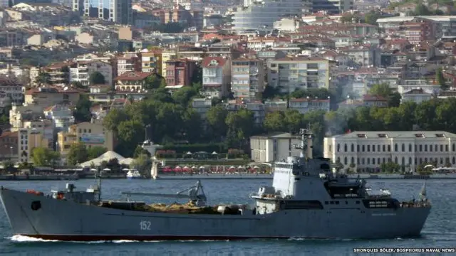 روس شام کے صدر بشار الاسد کی حکومت کے چند غیر ملکی اتحادیوں میں سے ایک ہے