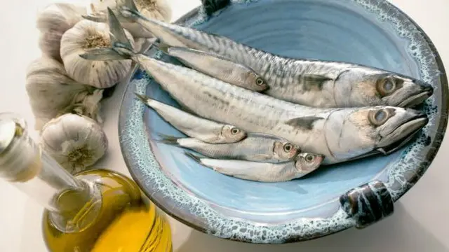 அதிகமான மீன் சாப்பிடுவது மன அழுத்த நோயைத் தடுப்பதாக ஆய்வுகள் கூறுகின்றன 