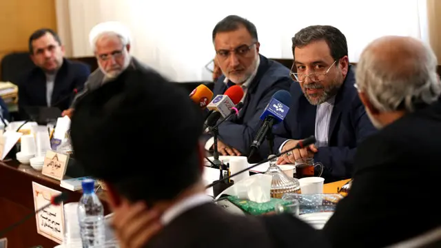 عباس عراقچی در هفته‌های اخیر چند بار در مجلس حاضر شده و از توافق هسته‌ای دفاع کرده