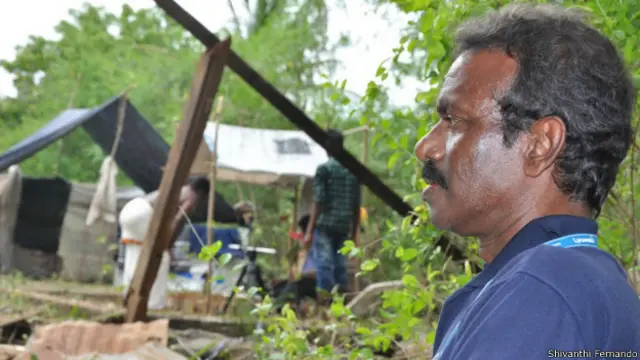 යුද්ධයේ අයුතුකම් මැද පීඩා විදින දෙමළ ජනතාව පිළිබඳව තවමත් ඔහුට ඇත්තේ වේදනාවකි. ඔහු එම වේදනා ප්‍රතිනිර්මාණය කරයි