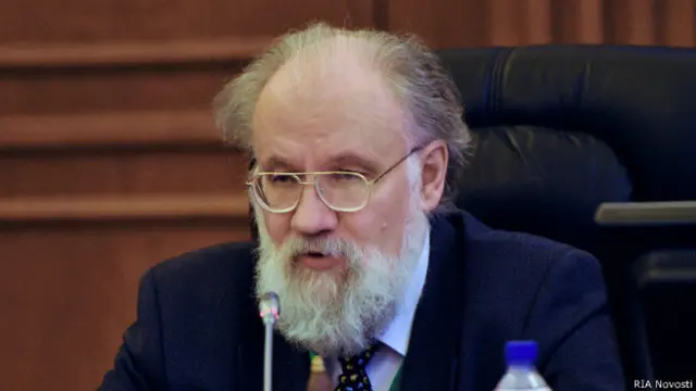 Владимир Чуров