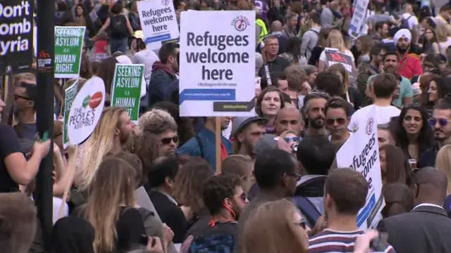 سنيچر کو کئی یورپی ممالک میں پناہ گزینوں کے حق میں مظاہرے ہوئے