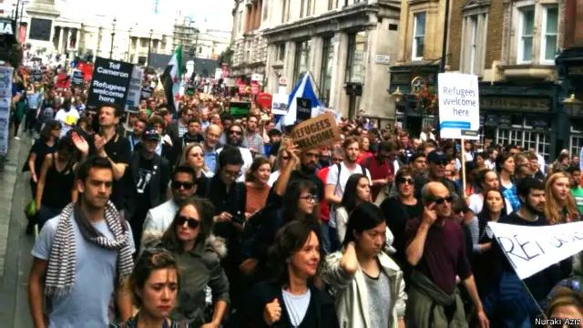 Puluhan ribu orang yang bersimpati pada pengungsi dalam unjuk rasa di London