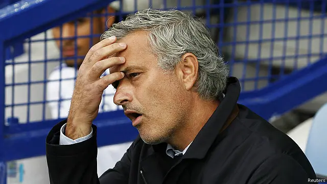 مورينيو يعتقد أن "كثيرين سعداء برؤيته في مثل هذا الموقف المتأزم"