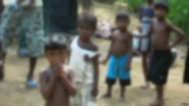 වාසගමක් නොමැති මෙම දරුවන්ගේ නම ඉදිරියට දරුවාගේ පියාගේ නම භාවිත කෙරේ