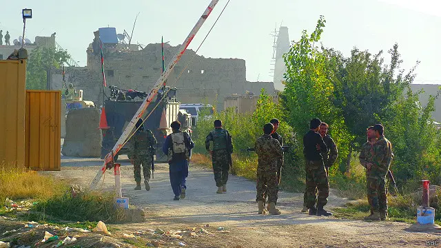 سرکاری بیان کے مطابق فوج نے طالبان کو شہر سے پیچھے دھکیل دیا ہے لیکن اس کی آزاد ذرائع سے تصدیق نہیں ہو پائی ہے