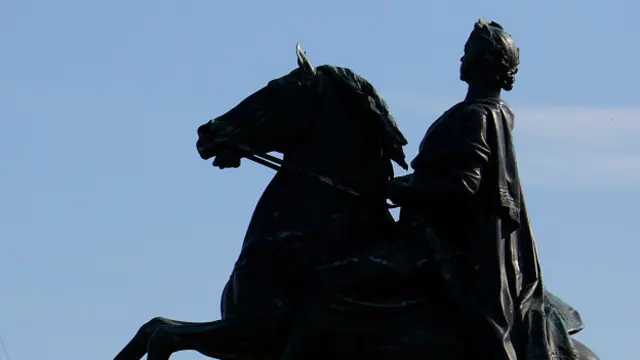 Петр I на коне