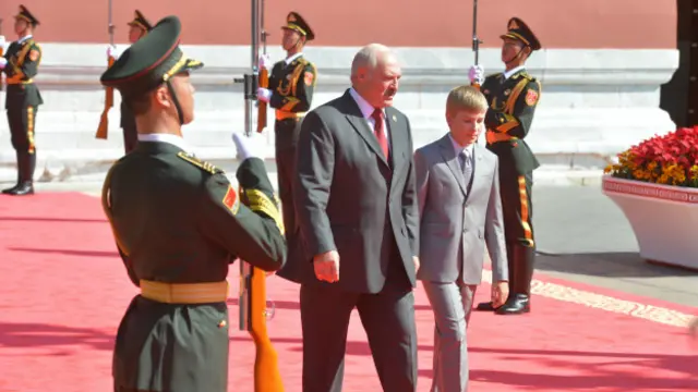 Президент Лукашенко с сыном Колей в Китае