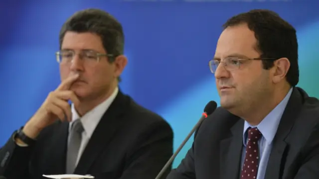 Os ministros Joaquim Levy e Nelson Barbosa (Foto: Valter Campanato/Ag. Brasil)