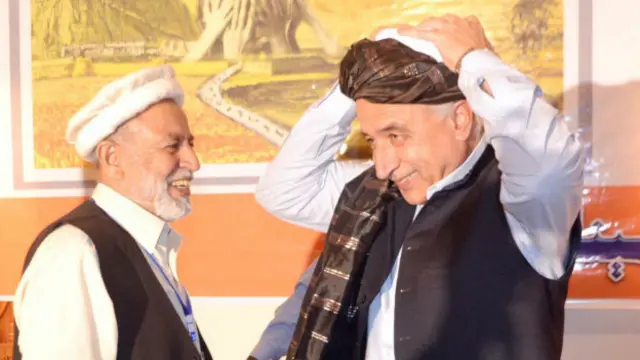  سیمینار کے شرکاء کا یہ موقف تھا کہ پشتو تمام پشتونوں کا اہم ترین ورثہ اور پشتون قوم کا سب سے بڑا اثاثہ ہے