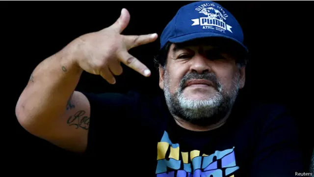 مارادونا: بلاتر وبلاتيني وجهان لعملة واحدة