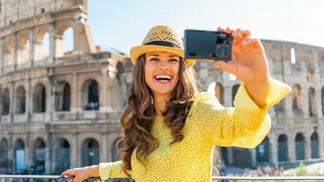 Селфи на фоне Колизея