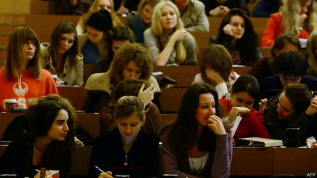 Студенты на лекции